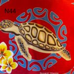 Pareo peint à la main tortue de Tahiti fond rouge N°44